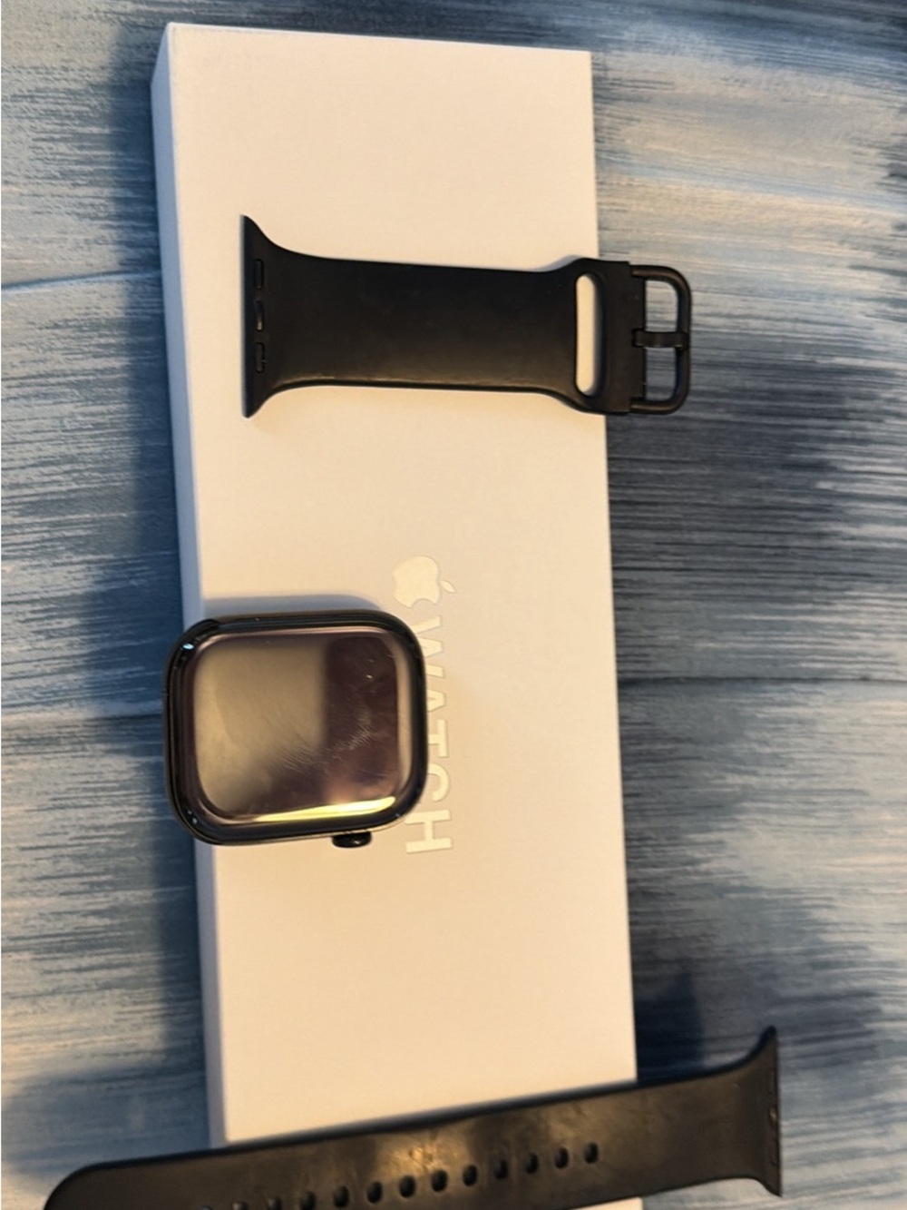 Apple Watch - Picture 3 of 5